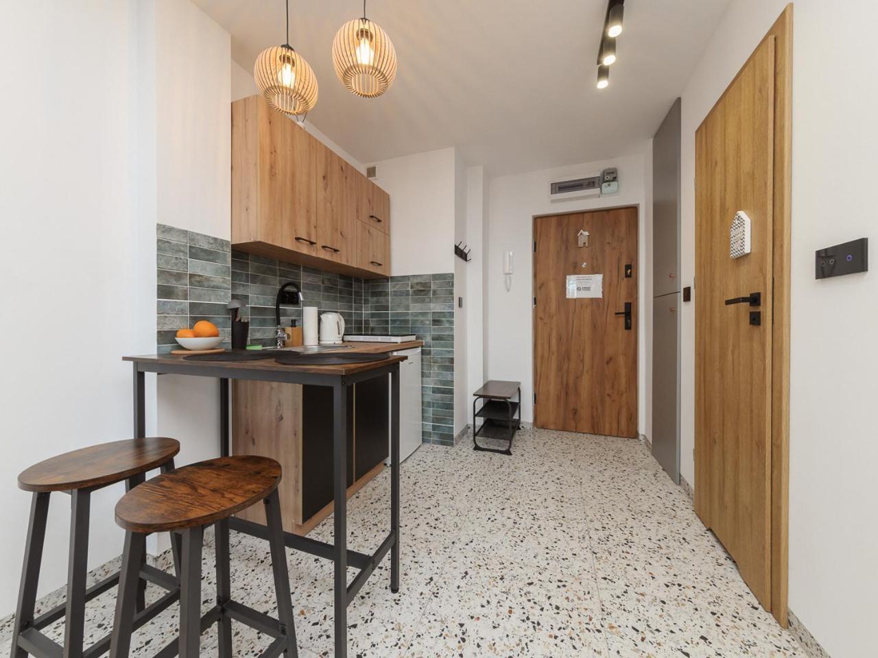 Apartament Metro Onz Apartment/warsaw *